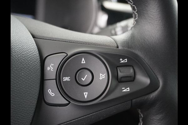 Opel CORSA-E Elegance 50kWh AUT. Navi Ecc Adap.Cruise Control 360° Camera Two-Tone Apple Carplay Android Auto Keyless DAB Led Lmv 17" Verkeersbord detectie Rijstrooksensor Winter-Pakket Parkeer-Pakket Premium-Pakket 1e Eigenaar Origineel Nederlandse Auto Nieuwprijs  €35.000,-