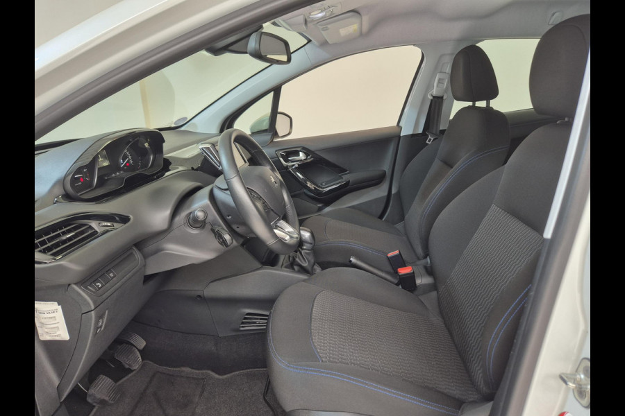 Peugeot 208 1.2 PureTech Signature Navigatie | Parkeersensoren Achter | Airco | Cruise Control | Apple Carplay/Android Auto |
