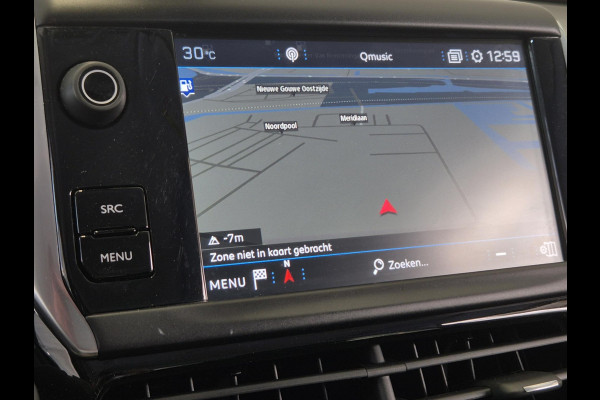 Peugeot 208 1.2 PureTech Signature Navigatie | Parkeersensoren Achter | Airco | Cruise Control | Apple Carplay/Android Auto |