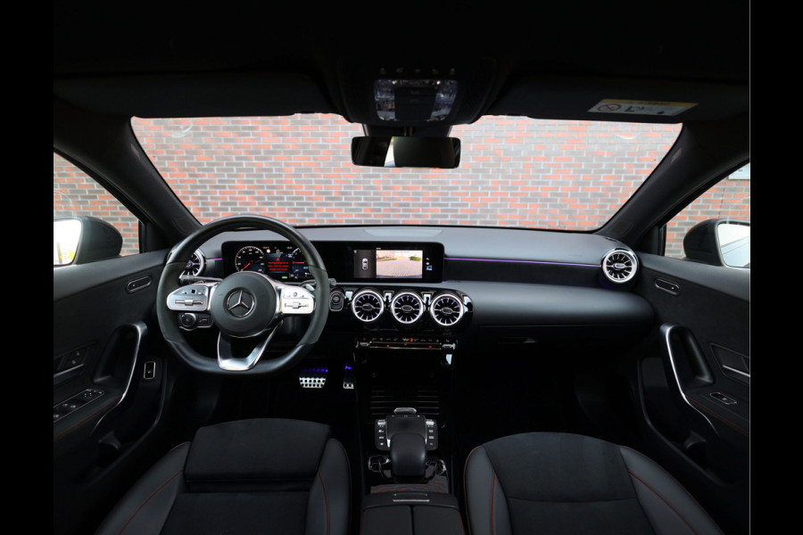 Mercedes-Benz A-Klasse 250 e Premium Plus | Night Edition - A35 pakket