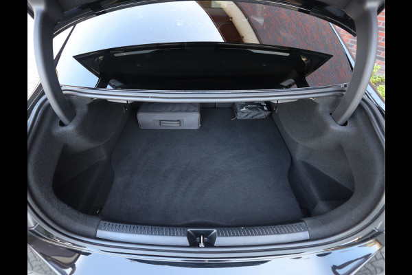 Mercedes-Benz A-Klasse 250 e Premium Plus | Night Edition - A35 pakket