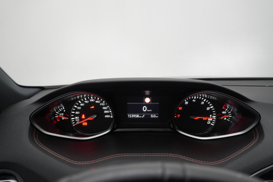 Peugeot 308 SW BWJ 2020 / 1.2 PT 131PK GT-line | PANO | CLIMA | NAVI | CAMERA A | LEDER/STOF | CRUISE | CARPLAY | PRIVACY GLASS