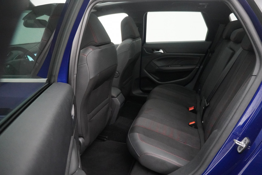 Peugeot 308 SW BWJ 2020 / 1.2 PT 131PK GT-line | PANO | CLIMA | NAVI | CAMERA A | LEDER/STOF | CRUISE | CARPLAY | PRIVACY GLASS