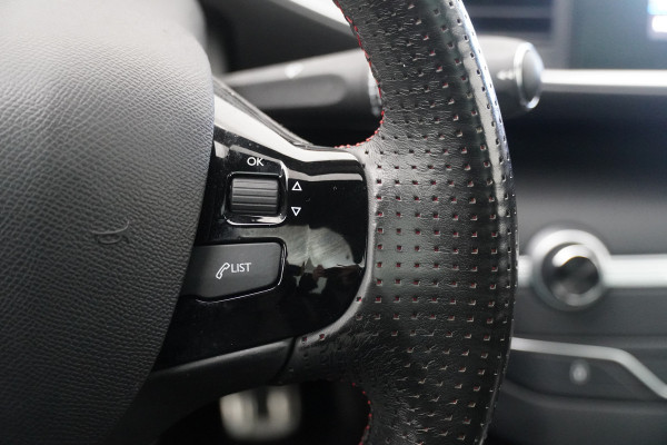 Peugeot 308 SW BWJ 2020 / 1.2 PT 131PK GT-line | PANO | CLIMA | NAVI | CAMERA A | LEDER/STOF | CRUISE | CARPLAY | PRIVACY GLASS
