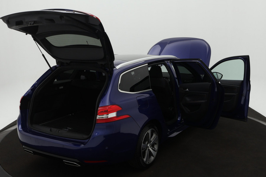 Peugeot 308 SW BWJ 2020 / 1.2 PT 131PK GT-line | PANO | CLIMA | NAVI | CAMERA A | LEDER/STOF | CRUISE | CARPLAY | PRIVACY GLASS