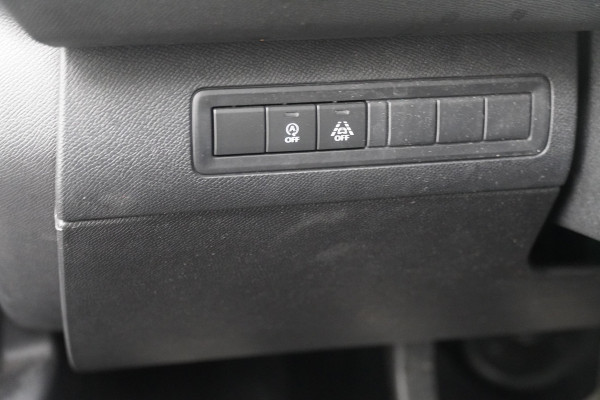 Peugeot 308 SW BWJ 2020 / 1.2 PT 131PK GT-line | PANO | CLIMA | NAVI | CAMERA A | LEDER/STOF | CRUISE | CARPLAY | PRIVACY GLASS
