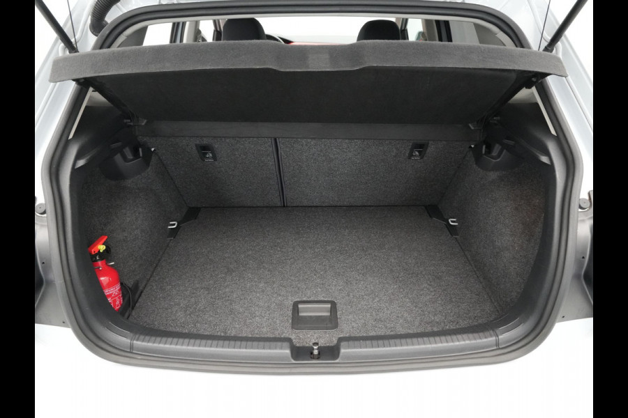 Volkswagen Polo 1.0 TSI 95pk DSG Beats Navigatie via app Parkassist Beats Audiosystem Pdc 35