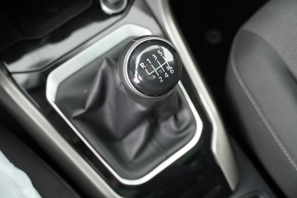 Volkswagen T-Roc BWJ 2021 | 1.0TSI 111PK Style Bus NWE APK | PANO | CAMERA A | CLIMA | STOELVERW | NAVI | CARPLAY | PRIVACY GLASS |