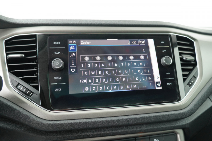 Volkswagen T-Roc BWJ 2021 | 1.0TSI 111PK Style Bus NWE APK | PANO | CAMERA A | CLIMA | STOELVERW | NAVI | CARPLAY | PRIVACY GLASS |