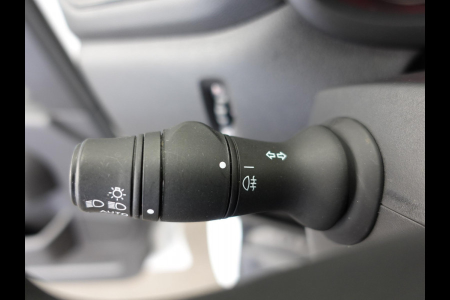 Renault Master T35 2.3 dCi 145PK Energy Bakwagen Meubelbak Laadklep Zijdeur Airco Cruise control Navigatie