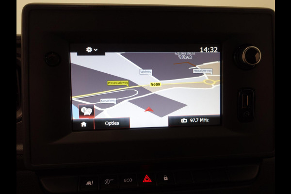 Renault Master T35 2.3 dCi 145PK Energy Bakwagen Meubelbak Laadklep Zijdeur Airco Cruise control Navigatie