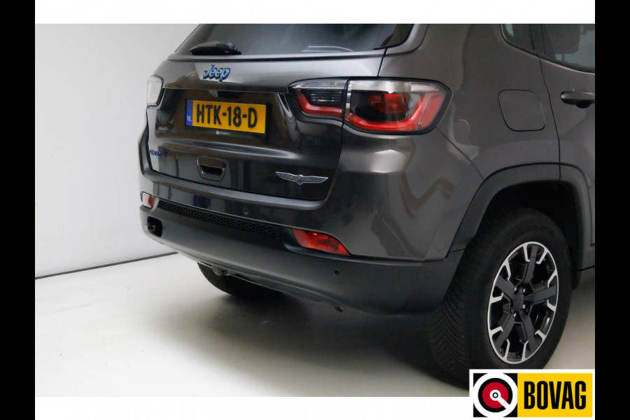 Jeep Compass 4xe 240 240 PK Plug-in Hybrid Electric Trailhawk | Alpine sound | Memory stoel | Stoel- en stuurverwarming, trekhaak afn.