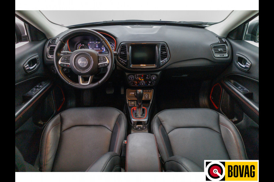 Jeep Compass 4xe 240 240 PK Plug-in Hybrid Electric Trailhawk | Alpine sound | Memory stoel | Stoel- en stuurverwarming, trekhaak afn.