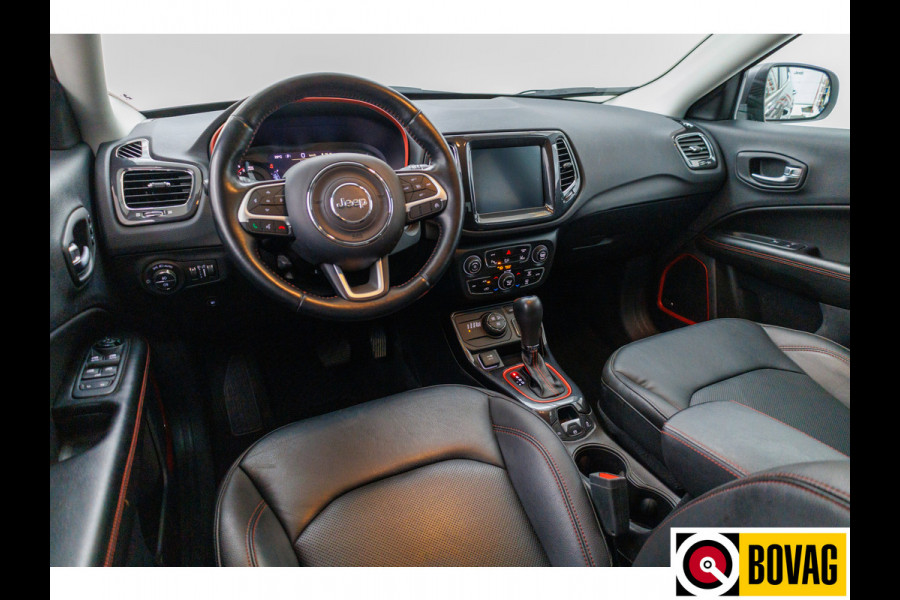 Jeep Compass 4xe 240 240 PK Plug-in Hybrid Electric Trailhawk | Alpine sound | Memory stoel | Stoel- en stuurverwarming, trekhaak afn.