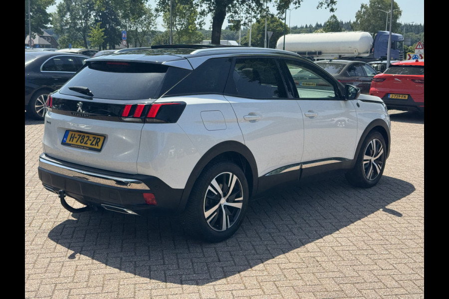 Peugeot 3008 1.2 PureTech GT-Line / Trekhaak / Panoramadak / Camera / 18'' / Half leder / Navigatie / Stoelverwarming / DAB / Dodehoek / Apple Carplay / Stoelverwarming / Cruise Control
