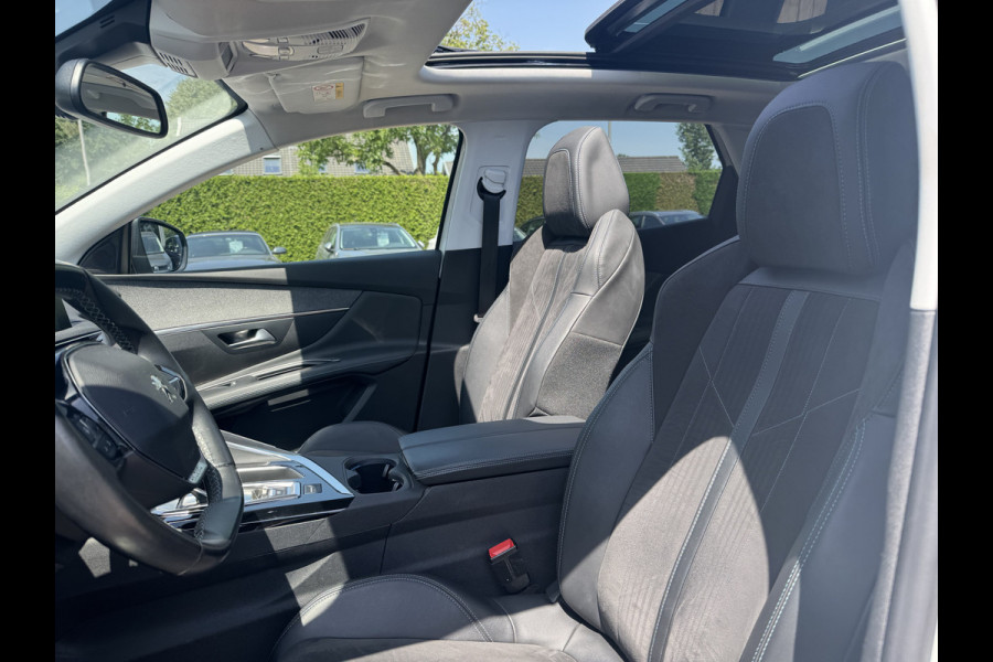 Peugeot 3008 1.2 PureTech GT-Line / Trekhaak / Panoramadak / Camera / 18'' / Half leder / Navigatie / Stoelverwarming / DAB / Dodehoek / Apple Carplay / Stoelverwarming / Cruise Control