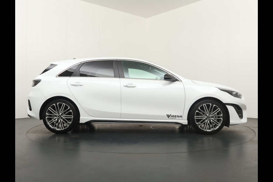 Kia Ceed 1.5 T-GDi GT-PlusLine - Rijdende Demo - Stoel/Stuurverwarming - Adaptief Cruise Control - Navigatie - Climate Control - Fabrieksgarantie Tot 2032