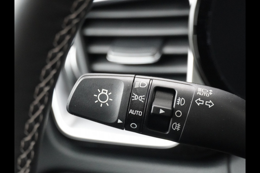 Kia Ceed 1.5 T-GDi GT-PlusLine - Rijdende Demo - Stoel/Stuurverwarming - Adaptief Cruise Control - Navigatie - Climate Control - Fabrieksgarantie Tot 2032