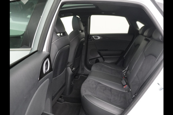 Kia Ceed 1.5 T-GDi GT-PlusLine - Rijdende Demo - Stoel/Stuurverwarming - Adaptief Cruise Control - Navigatie - Climate Control - Fabrieksgarantie Tot 2032