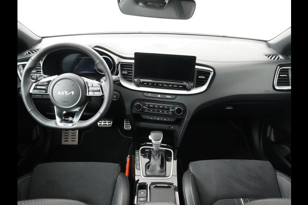 Kia Ceed 1.5 T-GDi GT-PlusLine - Rijdende Demo - Stoel/Stuurverwarming - Adaptief Cruise Control - Navigatie - Climate Control - Fabrieksgarantie Tot 2032