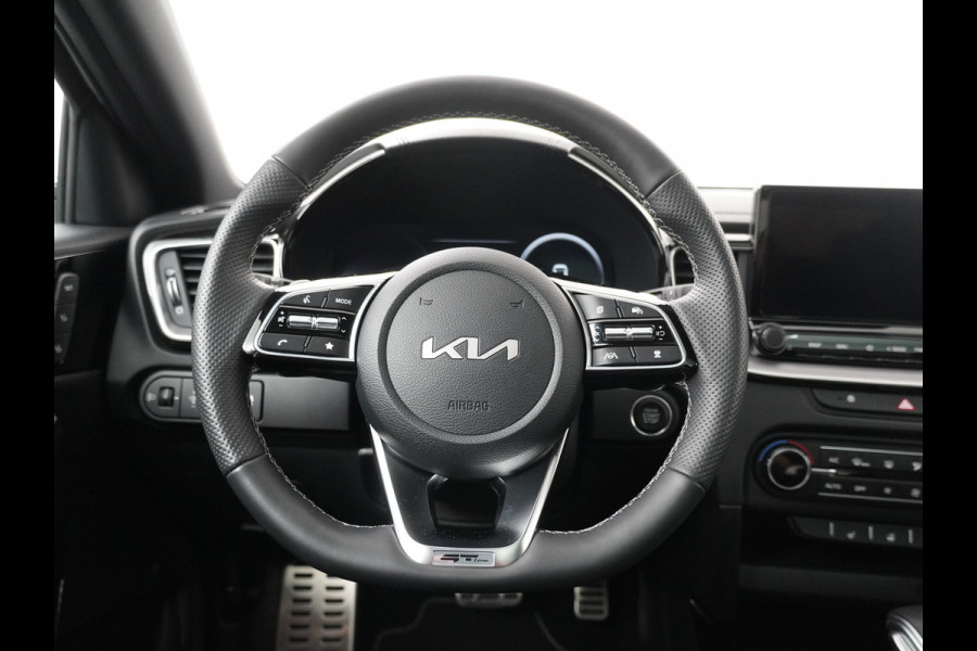 Kia Ceed 1.5 T-GDi GT-PlusLine - Rijdende Demo - Stoel/Stuurverwarming - Adaptief Cruise Control - Navigatie - Climate Control - Fabrieksgarantie Tot 2032