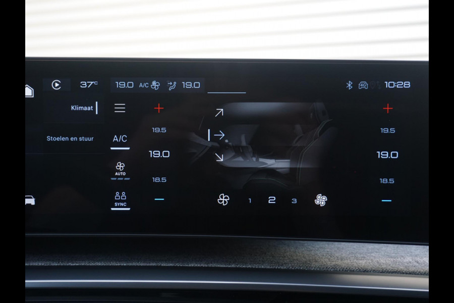 Peugeot 3008 1.2 Hybrid 136 GT