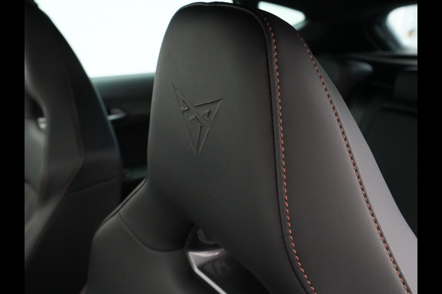 CUPRA Formentor 1.4 e-Hybrid 245pk VZ Performance Navigatie Camera Memory Acc Carplay Side Assist 30
