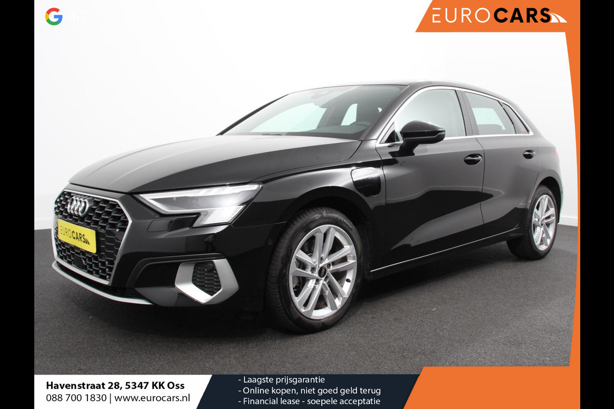 Audi A3 Sportback 40 TFSI e Advanced S Tronic Climate control Adaptive cruise control LED Parkeersensoren Keyless Navigatie Verwarmde voorstoelen Panoramadak Apple Carplay/ Android Auto Audi A3 Sportback 40 TFSI e Advanced S Tronic Climate control Adaptive cruise control LED Parkeersensoren Keyless Navigatie Verwarmde voorstoelen Panoramadak Apple Carplay/ Android Auto