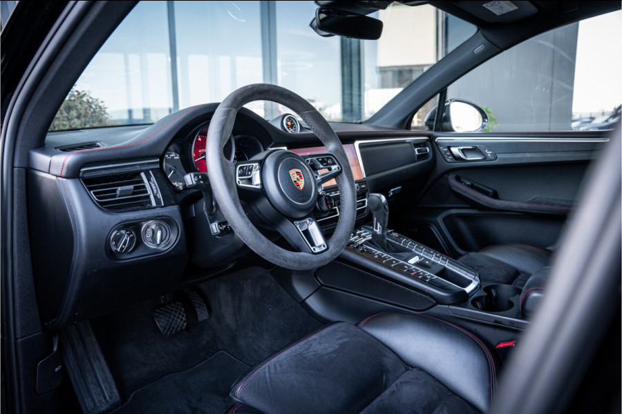 Porsche Macan 2.9 GTS - Sport Chrono + | Panorama | Luchtvering | Bose | Memory