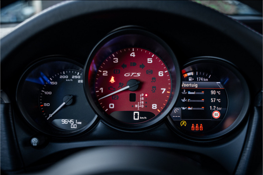 Porsche Macan 2.9 GTS - Sport Chrono + | Panorama | Luchtvering | Bose | Memory