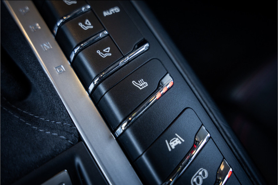 Porsche Macan 2.9 GTS - Sport Chrono + | Panorama | Luchtvering | Bose | Memory