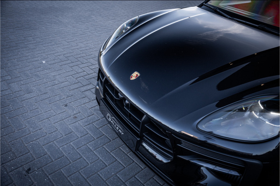Porsche Macan 2.9 GTS - Sport Chrono + | Panorama | Luchtvering | Bose | Memory