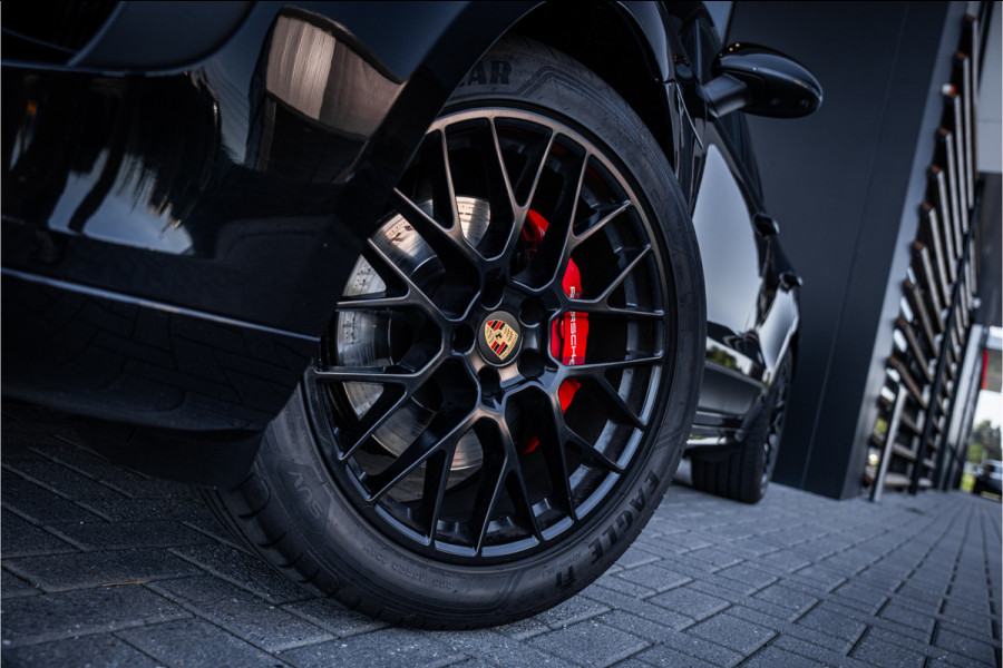 Porsche Macan 2.9 GTS - Sport Chrono + | Panorama | Luchtvering | Bose | Memory