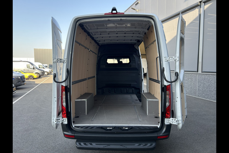 Mercedes-Benz Sprinter 317 CDI L2 H2 Automaat / MBUX / Navigatie / Camera / Parkeersensoren / Cruise control / Airco / 270 Graden achterdeuren