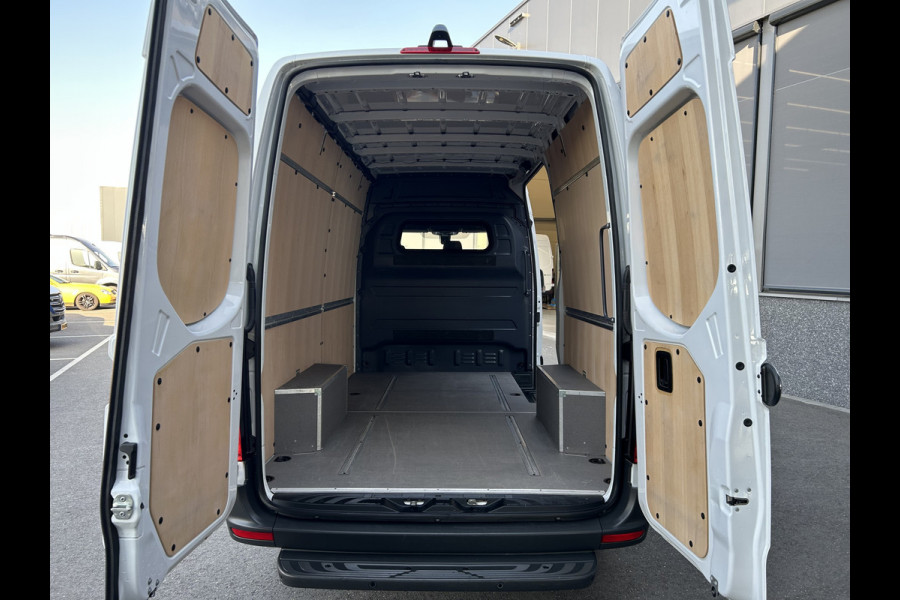 Mercedes-Benz Sprinter 317 CDI L2 H2 Automaat / MBUX / Navigatie / Camera / Parkeersensoren / Cruise control / Airco / 270 Graden achterdeuren
