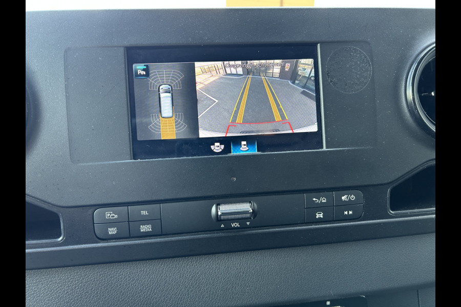 Mercedes-Benz Sprinter 317 CDI L2 H2 Automaat / MBUX / Navigatie / Camera / Parkeersensoren / Cruise control / Airco / 270 Graden achterdeuren