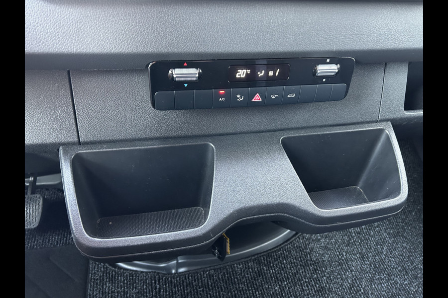 Mercedes-Benz Sprinter 317 CDI L2 H2 Automaat / MBUX / Navigatie / Camera / Parkeersensoren / Cruise control / Airco / 270 Graden achterdeuren