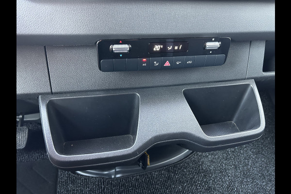 Mercedes-Benz Sprinter 317 CDI L2 H2 Automaat / MBUX / Navigatie / Camera / Parkeersensoren / Cruise control / Airco / 270 Graden achterdeuren