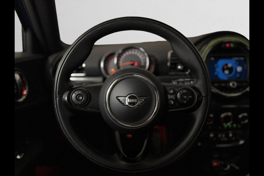 MINI Clubman 1.5 One Chili |Pano |Trekhaak | Keyless | LED | Carbon