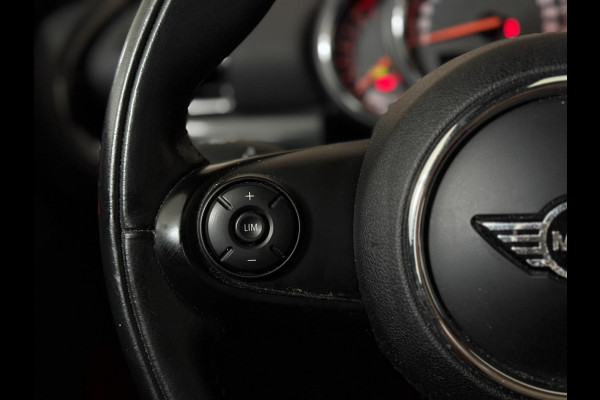 MINI Clubman 1.5 One Chili |Pano |Trekhaak | Keyless | LED | Carbon