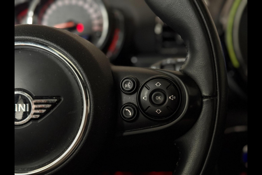 MINI Clubman 1.5 One Chili |Pano |Trekhaak | Keyless | LED | Carbon