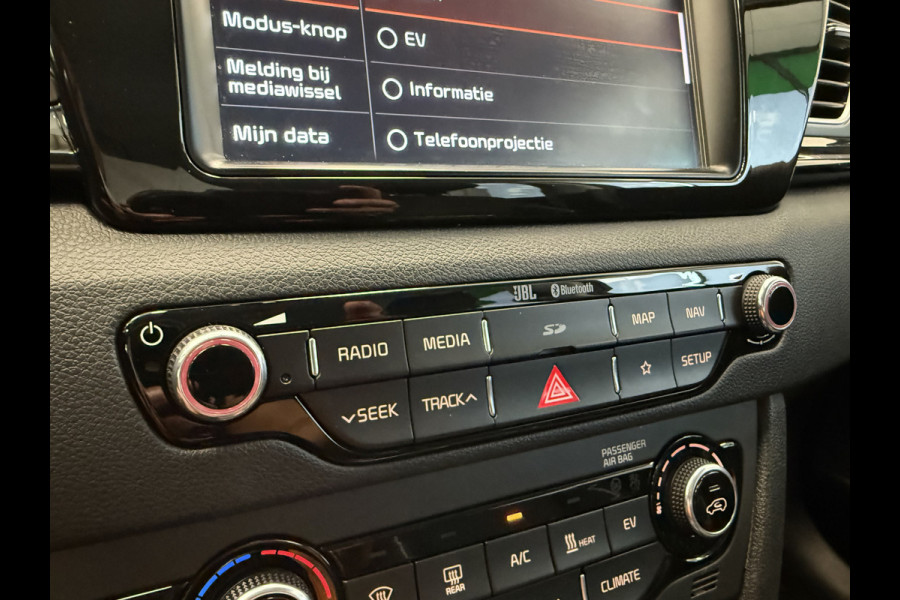 Kia e-Niro ExecutiveLine 64 kWh Leder Full-led Navigatie JBL-sound
