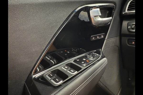Kia e-Niro ExecutiveLine 64 kWh Leder Full-led Navigatie JBL-sound