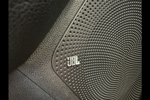 Kia e-Niro ExecutiveLine 64 kWh Leder Full-led Navigatie JBL-sound
