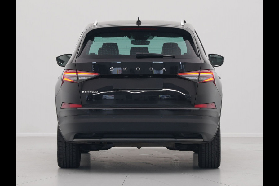 Škoda Kodiaq 1.5 TSI 150pk DSG Business Edition 7p. Navigatie Camera Clima Cruise Carplay 236