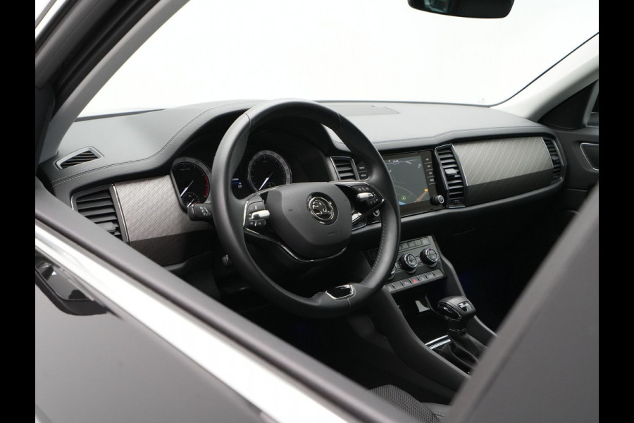 Škoda Kodiaq 1.5 TSI 150pk DSG Business Edition 7p. Navigatie Camera Clima Cruise Carplay 236