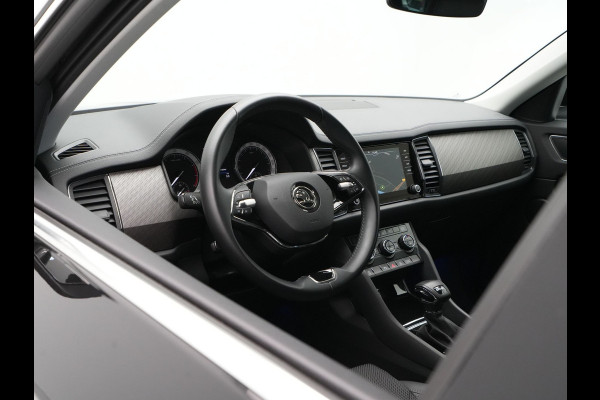 Škoda Kodiaq 1.5 TSI 150pk DSG Business Edition 7p. Navigatie Camera Clima Cruise Carplay 236