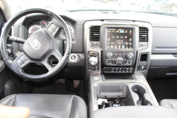 Dodge Ram 1500 5.7 V8 Quad Cab 6'4 LPG 3 5 PERS VOL LEDER MULTIMEDIA TREKHAAK