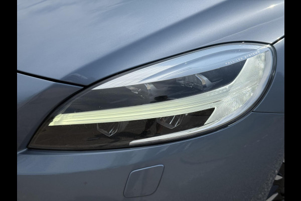 Volvo V40 2.0 T2 Nordic+ Dealer Onderhouden,Pano,Leder,Navi,Camera,Pdc,Stoelverw,123pk,Clima,Cruise,Lm velgen,N.A.P,6 Bak,Apk tot 06-2026