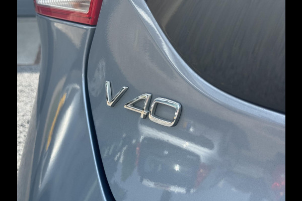 Volvo V40 2.0 T2 Nordic+ Dealer Onderhouden,Pano,Leder,Navi,Camera,Pdc,Stoelverw,123pk,Clima,Cruise,Lm velgen,N.A.P,6 Bak,Apk tot 06-2026
